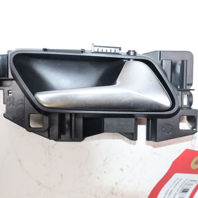 Poignee int porte avd Peugeot 2008 II (UD_, US_, UY_, UK_) 1.5 bluehdi 130 (2019)
