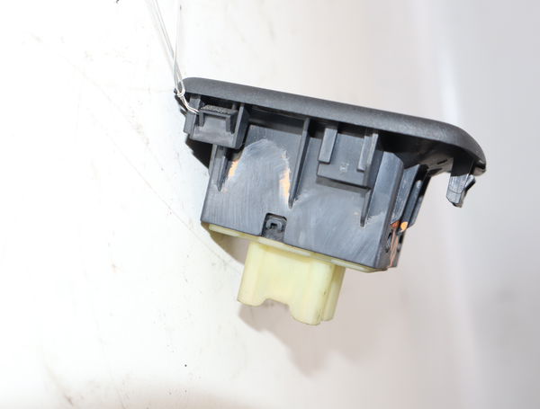 Commande lève-glace porte avant droite Renault KANGOO Express (FW0-1_) 1.5 dci 110 (fw06, fw12) (2013)