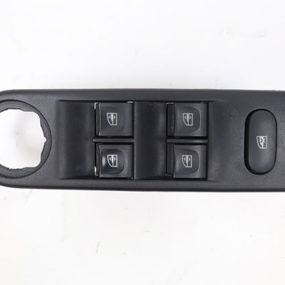 Commande lève-glace porte avant gauche Renault CAPTUR I (J5_, H5_) 0.9 tce 90 (2013) 5 portes