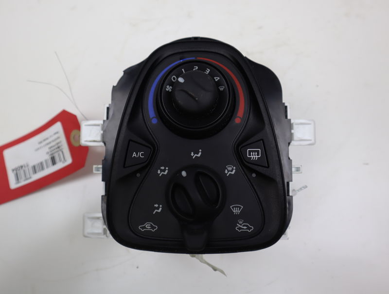 Commande de chauffage Toyota AYGO (_B4_) 1.0 (kgb40) (2014)