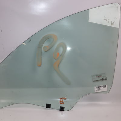 Glace porte av g Dacia SANDERO 1.4 mpi lpg (2009)