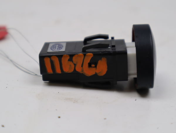 Bouton de warning Renault CLIO II (BB_, CB_) 1.2 16v (bb05, bb0w, bb11, bb27, bb2t, bb2u, bb2v, cb05,... (2001-2016) 3 portes