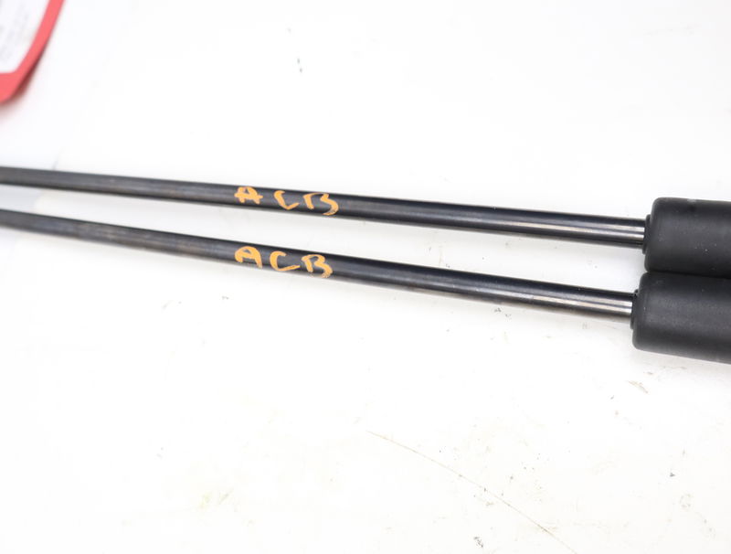 Verin droit hayon Nissan JUKE (F15) 1.6 (2010) 5 portes