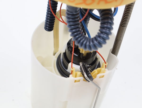 Pompe à carburant immergée Renault CLIO V (B7_) 1.5 blue dci 85 (b7ag) (2019) 5 portes