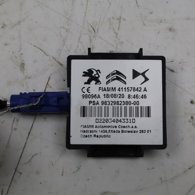 Antenne Peugeot 2008 II (UD_, US_, UY_, UK_) 1.5 bluehdi 130 (2019)