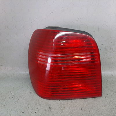 Feu arrière gauche Volkswagen POLO (6N2) 1.9 sdi (1999-2001) 5 portes
