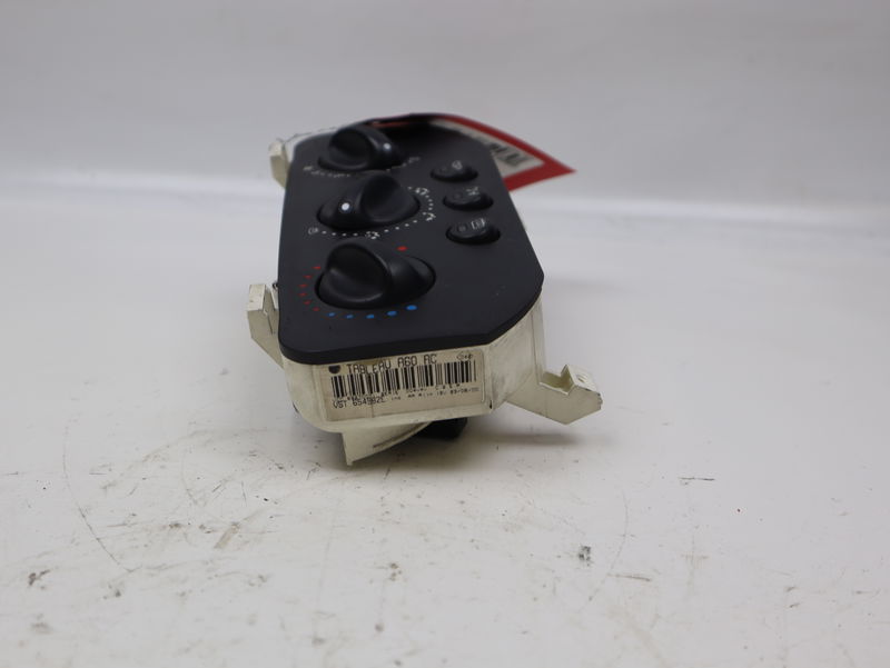 Commande de chauffage Renault CLIO II (BB_, CB_) 1.2 (bb0a, bb0f, bb10, bb1k, bb28, bb2d, bb2h, cb0a,... (1998-2010) 5 portes