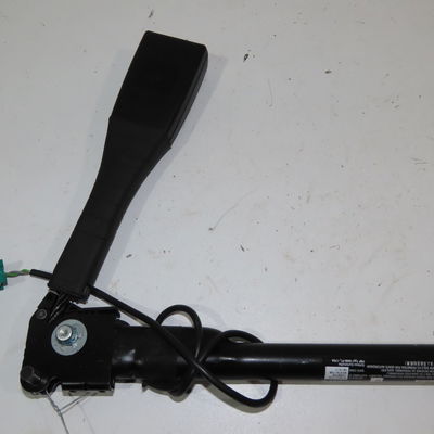 Ancrage ceinture avant droit Opel CORSA E (X15) 1.3 cdti (08, 68) (2014)