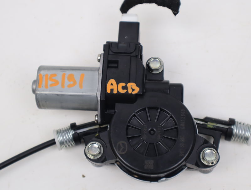 Mecanismemoteur leve-glace arg Mazda CX-3 (DK) 2.0 skyactiv-g (dk5w, dk6w) (2015)