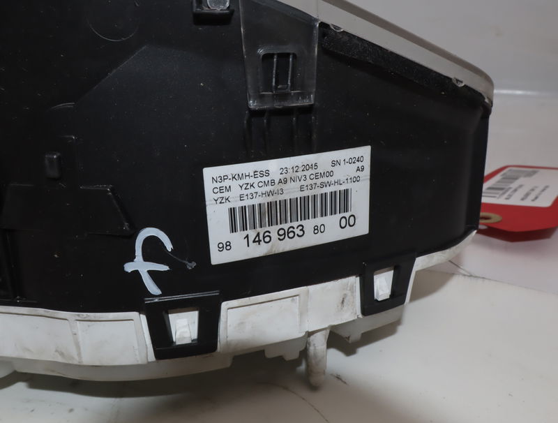Bloc compteurs Peugeot 208 I (CA_, CC_) 1.2 thp 110 (2013)