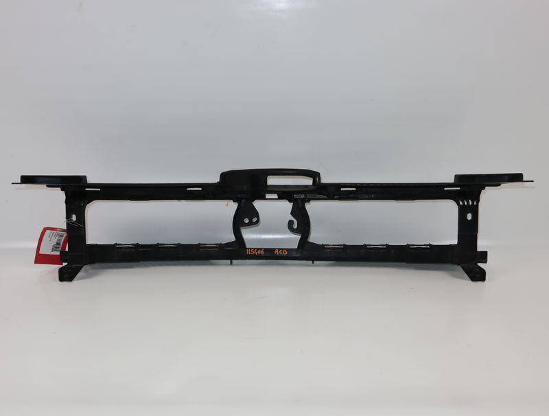 Support central pare-choc av Volkswagen POLO VI (AW1, BZ1, AE1) 1.6 tdi (2017-2019)