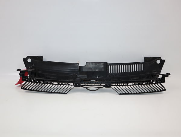 Support central pare-choc av Volkswagen POLO VI (AW1, BZ1, AE1) 1.6 tdi (2017-2019)