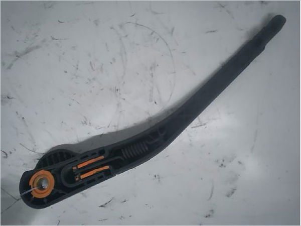 Bras essuie-glace arrière Peugeot 206 SW (2E-K) 2.0 hdi (2002-2007)