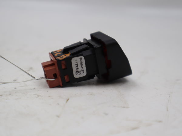 Bouton de warning Peugeot 5008 (0U_, 0E_) 1.6 bluehdi 120 (2014-2017) 5 portes