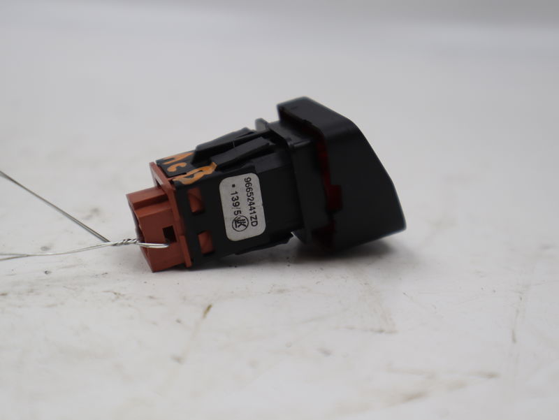 Bouton de warning Peugeot 5008 (0U_, 0E_) 1.6 bluehdi 120 (2014-2017) 5 portes