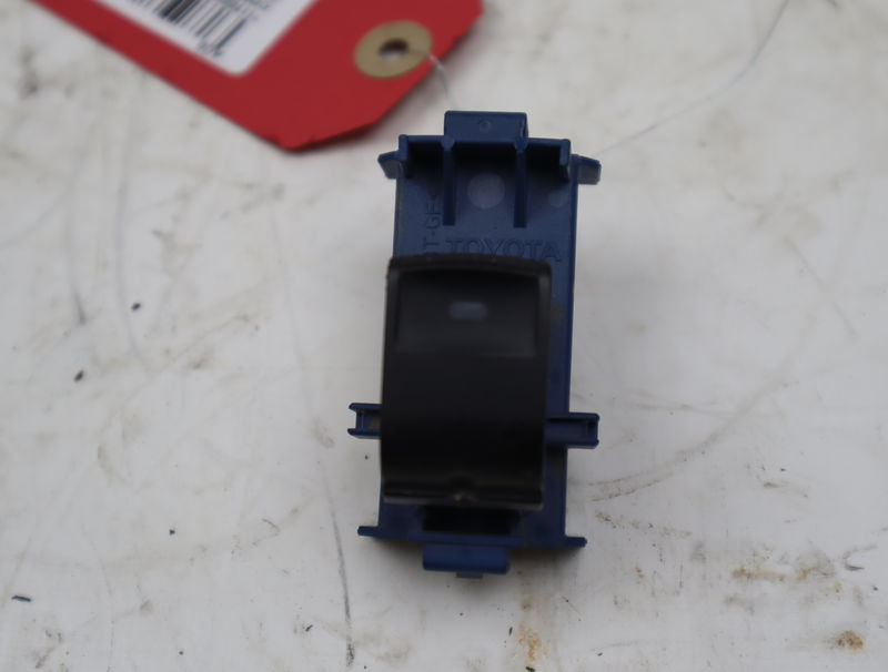 Commande lève-glace porte avant droite Toyota VERSO (_R2_) 2.0 d-4d (aur20_) (2009-2018)