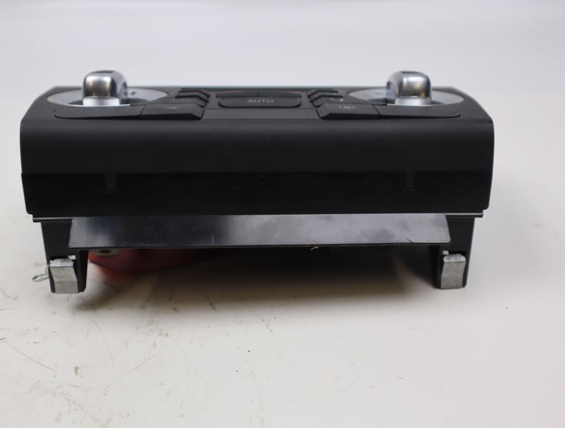 Commande de chauffage Audi A3 (8P1) 2.0 tdi (2003-2012)