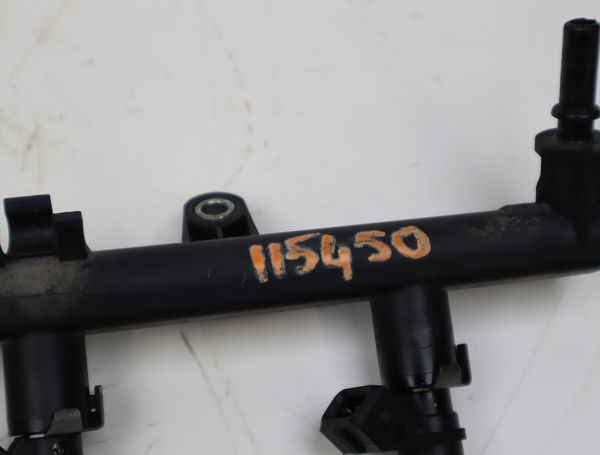 Rampe injection Renault MEGANE II (BM0-1_, CM0-1_) 1.6 16v (bm0c, cm0c) (2002-2008)