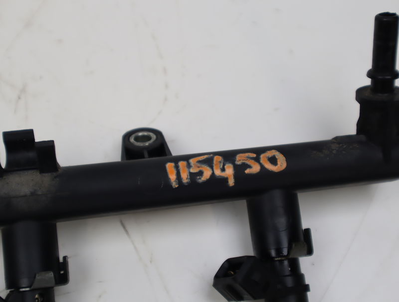 Rampe injection Renault MEGANE II (BM0-1_, CM0-1_) 1.6 16v (bm0c, cm0c) (2002-2008)