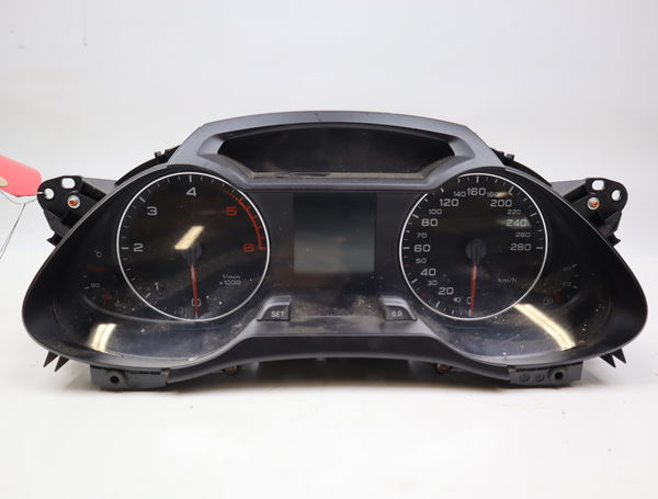 Bloc compteurs Audi A4 B8 (8K2) 2.0 tdi quattro (2011-2015)