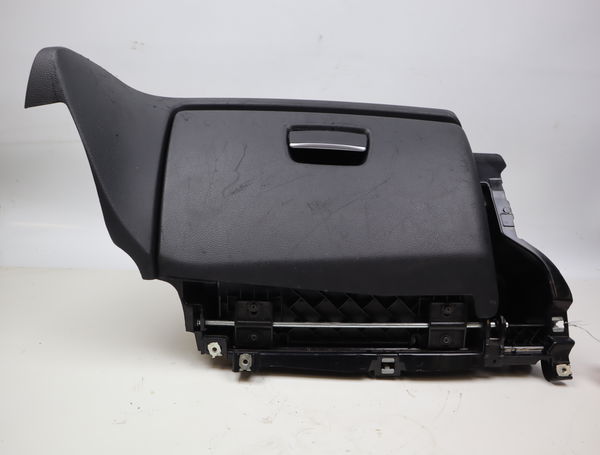 Boite à gants Bmw 1 (E81) 116 d (2008-2011) 3 portes