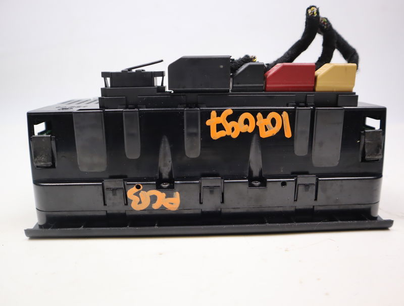 Commande de chauffage Audi A4 B7 (8EC) 2.0 (2004-2008)
