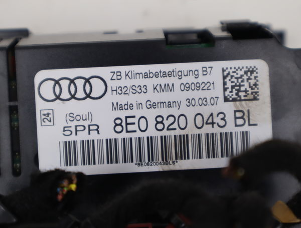 Commande de chauffage Audi A4 B7 (8EC) 2.0 (2004-2008)