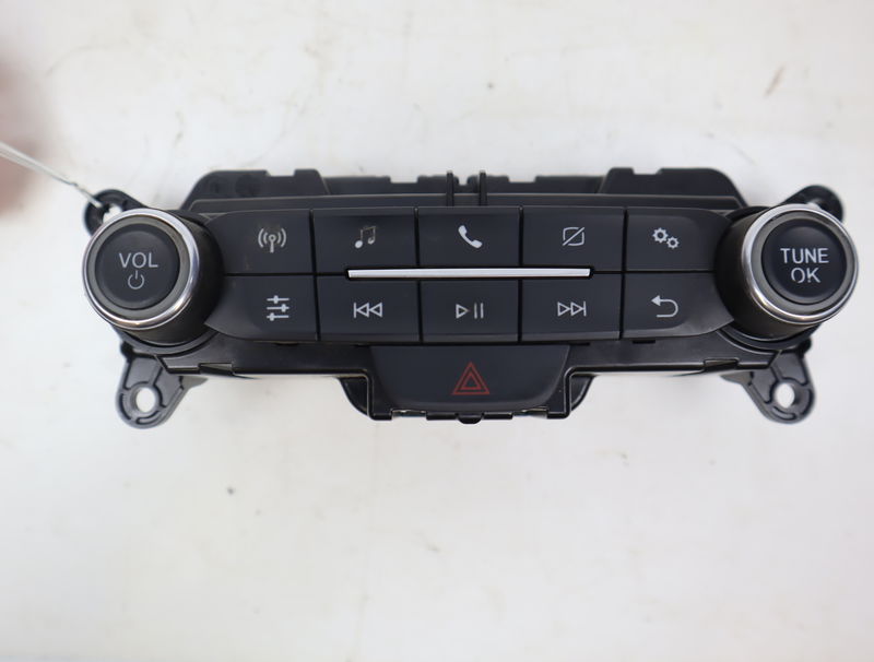 Commande autoradio Ford TRANSIT CONNECT V408 Camionnette-Monospace 1.5 ecoblue (2018)