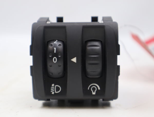 Interrupteur commande de phares Renault CLIO III Grandtour (KR0-1_) 1.5 dci (kr0h, kr1s) (2008-2012)