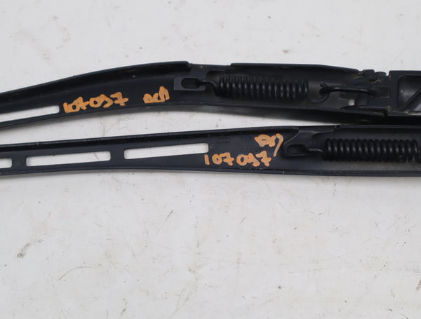 Bras essuie-glace avant Audi A4 B7 (8EC) 2.0 (2004-2008)
