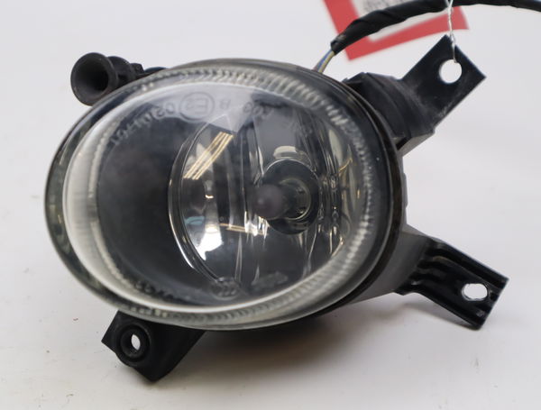 Phare antibrouillard avant droit Audi A4 B7 (8EC) 2.0 (2004-2008)