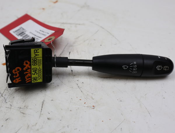 Commande essuie glace Chevrolet AVEO - KALOS 3-5 portes (T200) 1.4 16v (2003-2008)