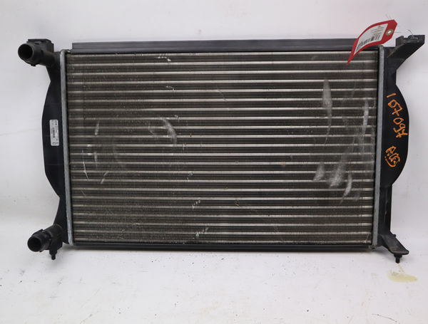 Radiateur Audi A4 B7 (8EC) 2.0 (2004-2008)