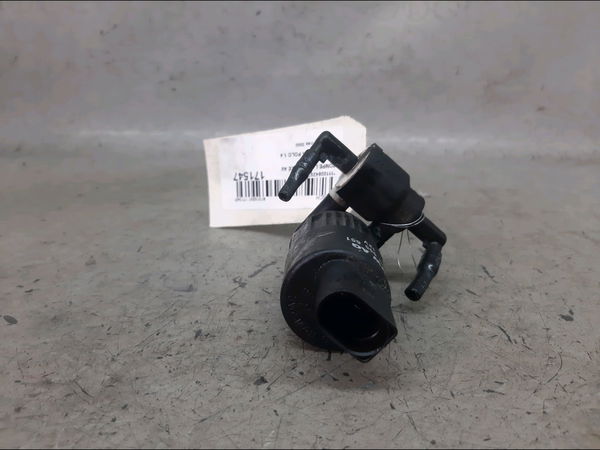 Pompe lave-glace avant Volkswagen POLO III (6N1) 60 1.4 (1995-1999)
