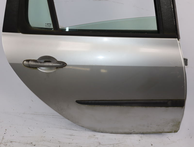Porte arrière droite Renault CLIO III Grandtour (KR0-1_) 1.5 dci (kr0h, kr1s) (2008-2012)