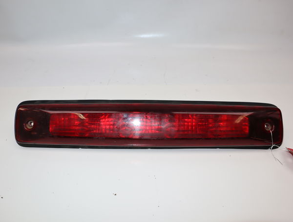 Feux stop supplementaire Isuzu D-MAX II (TFR, TFS) 1.9 ddi 4x4 (tfs87j) (2017)