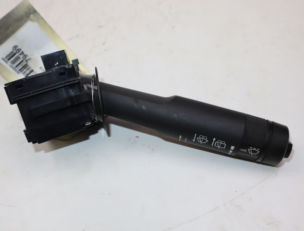Commande essuie glace Chevrolet AVEO 3-5 portes (T300) 1.3 d (2011-2015)