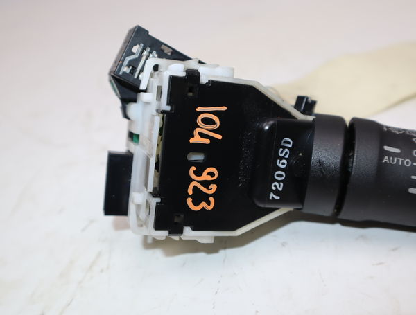 Commande essuie glace Nissan NOTE (E11, NE11) 1.5 dci (2010-2012)