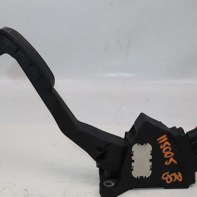 Pedale accelerateur Toyota YARIS (_P9_) 1.3 vvt-i (scp90_) (2005-2010)