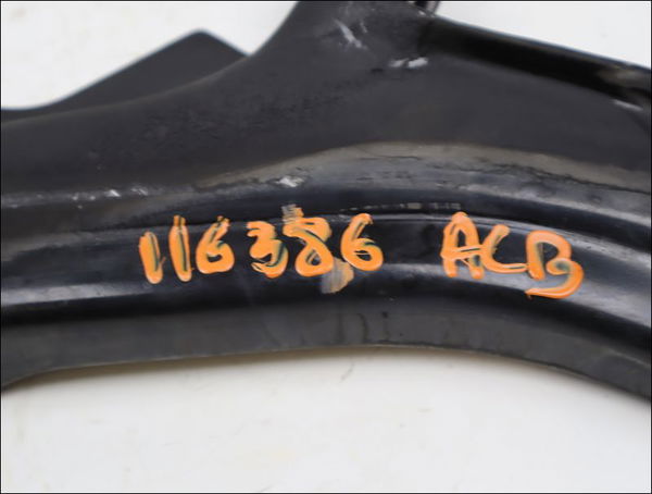 Triangle inf avg Renault CLIO IV (BH_) 0.9 tce 90 (2012) 5 portes