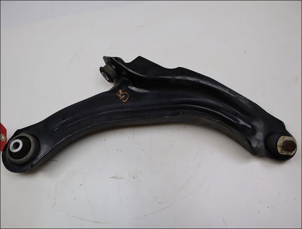 Triangle inf avg Renault CLIO IV (BH_) 0.9 tce 90 (2012) 5 portes