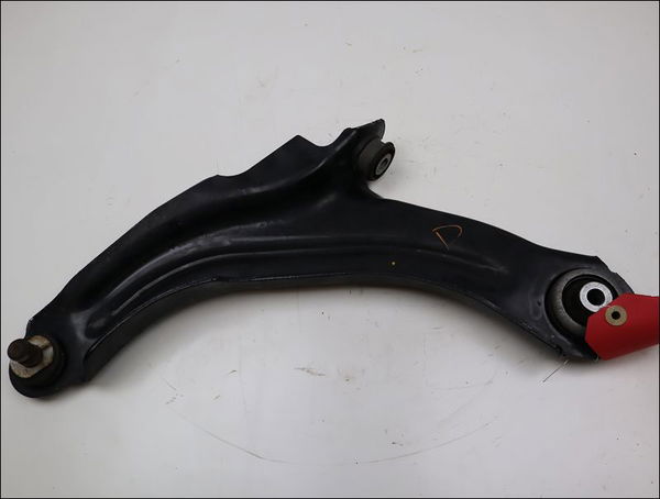 Triangle inf avd Renault CLIO IV (BH_) 0.9 tce 90 (2012) 5 portes