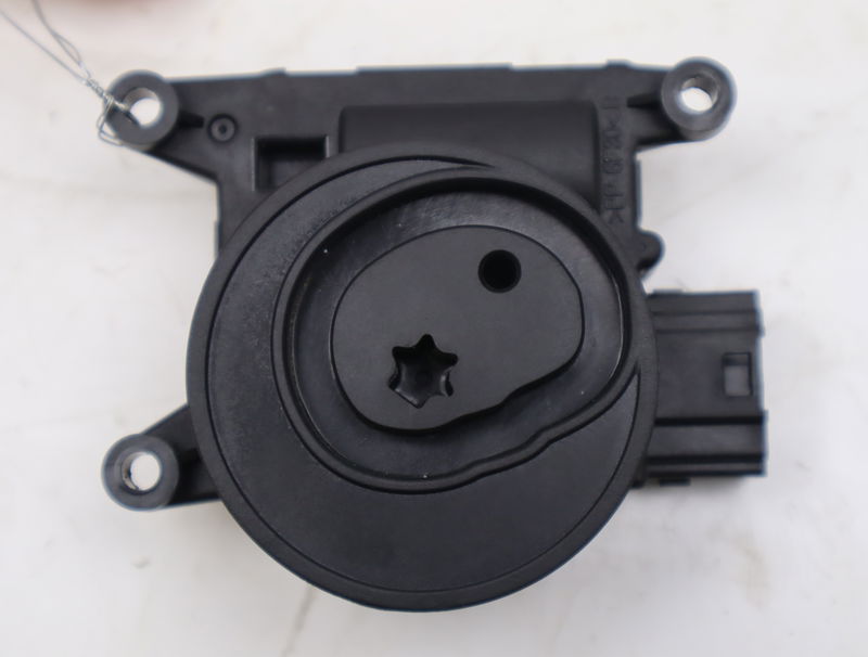Moteur volet de chauffage Citroën C4 II (NC_) 1.6 hdi 90 (2009) 5 portes