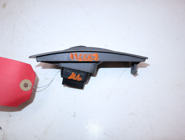 Commande lève-glace porte avant droite Renault MEGANE I (BA0-1_) 1.9 d eco (ba0a, ba0u, ba0r) (1996-2003)