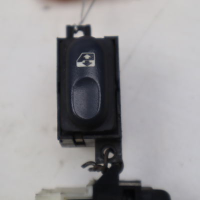 Commande lève-glace porte avant gauche Renault ESPACE III (JE0_) 2.2 d (1997-2000)