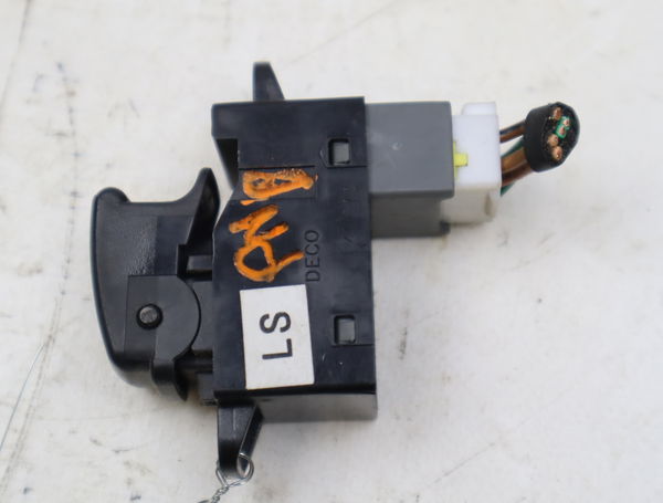 Commande lève-glace porte avant droite Chevrolet AVEO - KALOS 3-5 portes (T200) 1.4 16v (2003-2008)