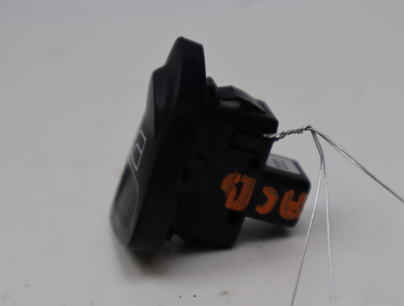 Commande lève-glace porte avant gauche Ford KA (RU8) 1.2 (2008-2016) 3 portes