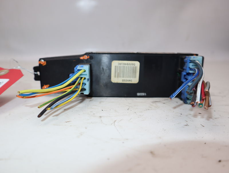 Commande lève-glace porte avant gauche Jeep CHEROKEE (XJ) 2.5 tdi 4x4 (1996-2001)