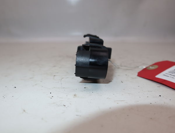 Commande lève-glace porte avant droite Citroën C5 III (RD_) 2.0 hdi (rdrhda) (2008)