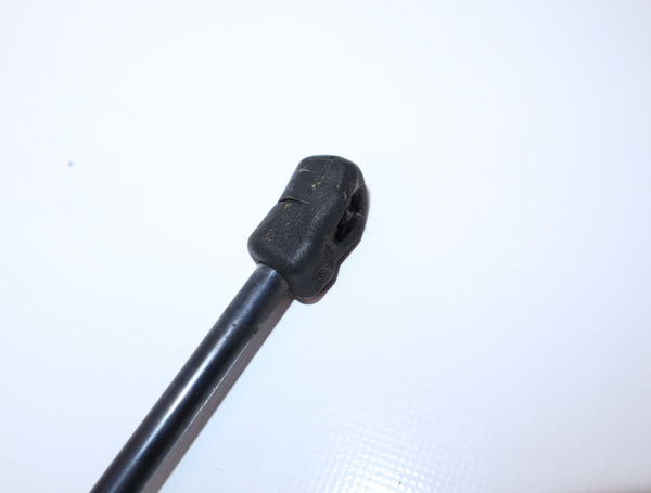 Verin d capot VOLKSWAGEN NEW BEETLE I Phase 2 CAB 10-2005--12-2011 1.9 TDI 105ch